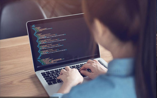 阳春 ,php声明和调用变量的符号是什么？